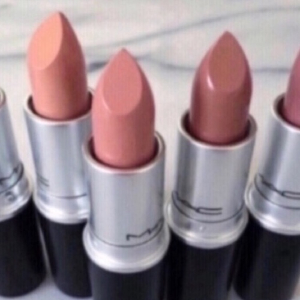 Mac lip bundle reserved